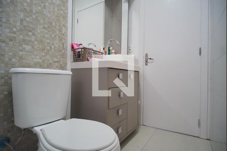 Casa de condomínio à venda com 125m², 3 quartos e 2 vagasBanheiro da Suíte