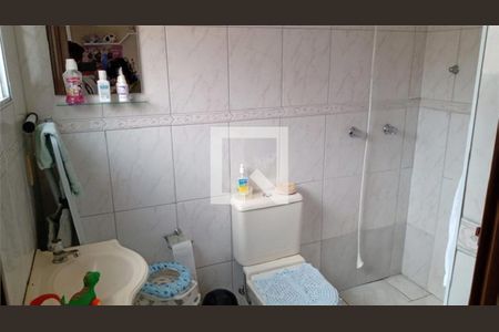 Casa à venda com 247m², 4 quartos e 4 vagas