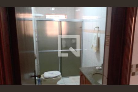 Casa à venda com 247m², 4 quartos e 4 vagas