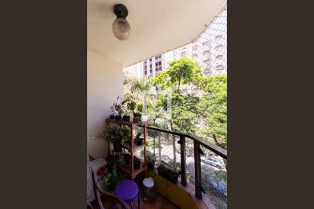 Apartamento para alugar com 94m², 3 quartos e 1 vagaVaranda