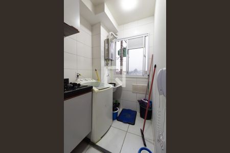 Apartamento à venda com 40m², 2 quartos e 1 vaga Apartamento à venda com 40m², 2 quartos e 1 vagaCozinha e Área de Serviço