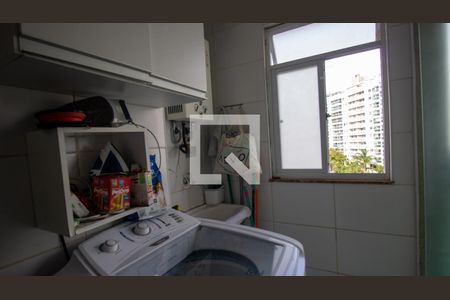 Apartamento à venda com 68m², 2 quartos e 1 vaga Apartamento à venda com 68m², 2 quartos e 1 vagaCozinha e Área de Serviço