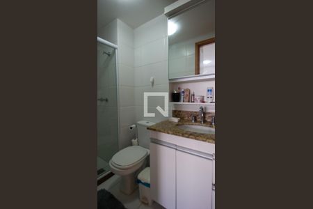 Apartamento à venda com 68m², 2 quartos e 1 vaga Apartamento à venda com 68m², 2 quartos e 1 vagaBanheiro da Suíte