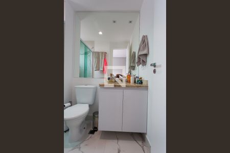 Apartamento à venda com 83m², 2 quartos e 2 vagasBanheiro da Suíte 2