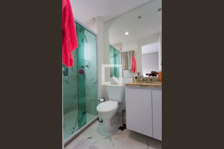 Apartamento à venda com 83m², 2 quartos e 2 vagasBanheiro da Suíte 2