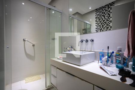 Apartamento à venda com 130m², 3 quartos e 2 vagasBanheiro Social