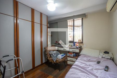 Apartamento à venda com 130m², 3 quartos e 2 vagasQuarto 3