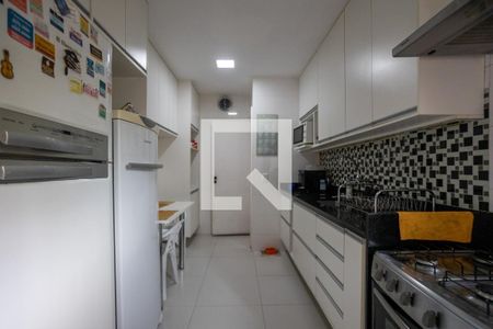 Apartamento à venda com 130m², 3 quartos e 2 vagasCozinha