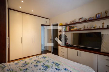 Apartamento à venda com 130m², 3 quartos e 2 vagasSuíte