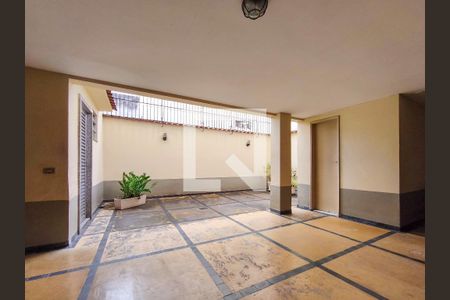 Apartamento à venda com 148m², 2 quartos e 1 vaga Apartamento à venda com 148m², 2 quartos e 1 vagaÁrea comum - Playground