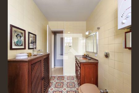 Apartamento à venda com 148m², 2 quartos e 1 vaga Apartamento à venda com 148m², 2 quartos e 1 vagaBanheiro Corredor