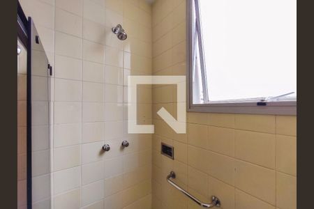 Apartamento à venda com 148m², 2 quartos e 1 vaga Apartamento à venda com 148m², 2 quartos e 1 vagaBanheiro Corredor