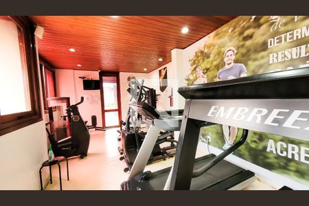 Apartamento à venda com 210m², 3 quartos e 2 vagas Apartamento à venda com 210m², 3 quartos e 2 vagasÁrea comum - Academia