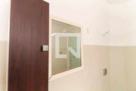 Apartamento para alugar com 80m², 2 quartos e sem vagaBanheiro 