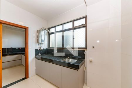 Apartamento para alugar com 95m², 3 quartos e 1 vagaÁrea de Serviço