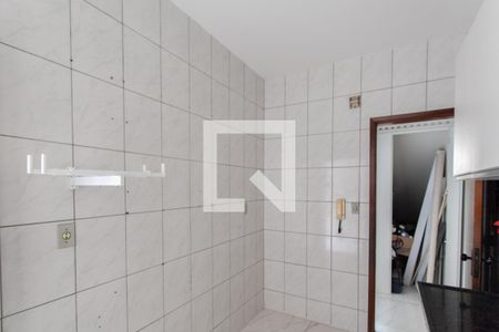 Casa à venda com 90m², 3 quartos e 2 vagas Casa à venda com 90m², 3 quartos e 2 vagasCozinha