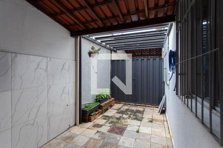 Casa à venda com 90m², 3 quartos e 2 vagas Casa à venda com 90m², 3 quartos e 2 vagasÁrea Privativa - Garagem