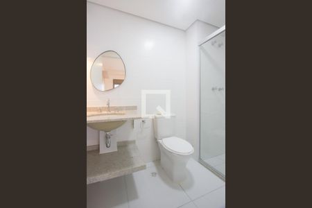 Banheiro de apartamento à venda com 1 quarto, 51m² em Jardim das Acacias, São Paulo