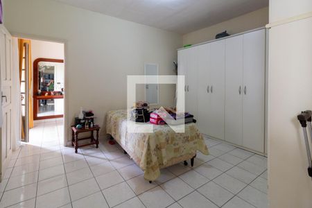Casa à venda com 280m², 4 quartos e 2 vagasCasa 2 - Quarto 2
