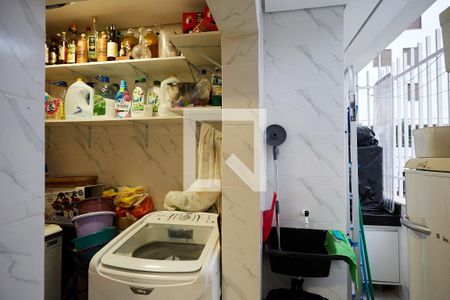 Apartamento à venda com 106m², 3 quartos e 1 vagaÁrea de Serviço