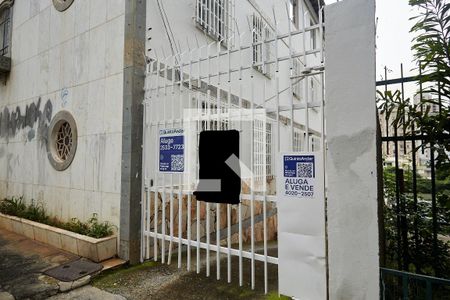 Apartamento à venda com 106m², 3 quartos e 1 vagaPlaquinha