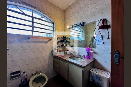 Casa para alugar com 187m², 3 quartos e 3 vagasBanheiro Suíte 