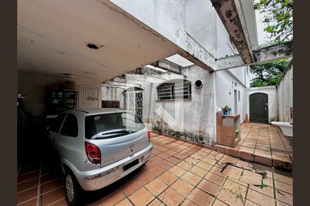 Casa para alugar com 187m², 3 quartos e 3 vagasQuintal/Garagem Fundos 