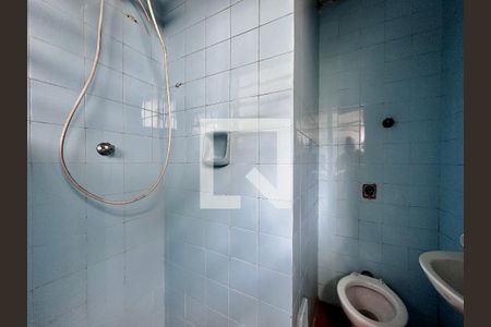 Casa para alugar com 187m², 3 quartos e 3 vagasBanheiro de Serviço