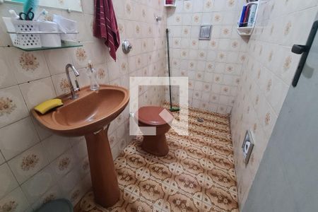 Casa à venda com 160m², 2 quartos e 2 vagas Casa à venda com 160m², 2 quartos e 2 vagasBanheiro 2