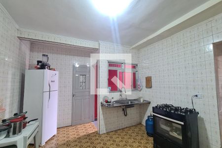 Casa à venda com 160m², 2 quartos e 2 vagas Casa à venda com 160m², 2 quartos e 2 vagasCozinha