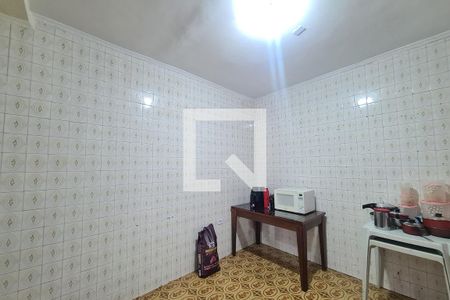 Casa à venda com 160m², 2 quartos e 2 vagas Casa à venda com 160m², 2 quartos e 2 vagasCozinha