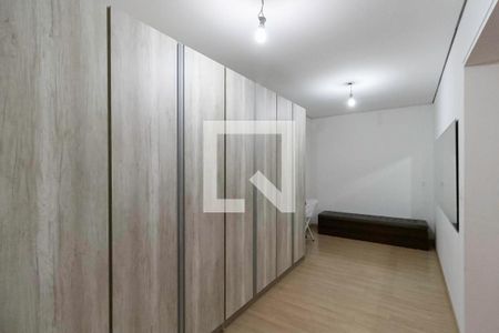 Casa à venda com 200m², 3 quartos e 3 vagasCloset da suíte 
