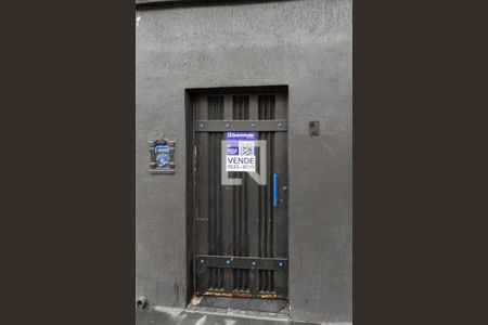 Casa à venda com 200m², 3 quartos e 3 vagasFachada