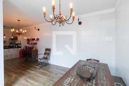 Casa à venda com 200m², 3 quartos e 3 vagasÁrea gourmet