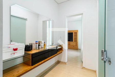 Casa à venda com 200m², 3 quartos e 3 vagasSuíte 