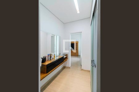 Casa à venda com 200m², 3 quartos e 3 vagasSuíte 