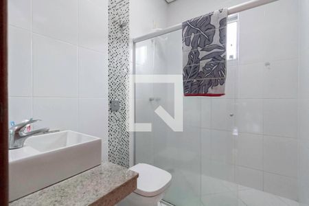 Casa à venda com 200m², 3 quartos e 3 vagasBanheiro social 