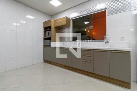 Casa à venda com 200m², 3 quartos e 3 vagasCozinha