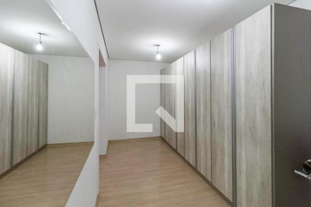 Casa à venda com 200m², 3 quartos e 3 vagasCloset da suíte 