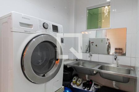 Casa à venda com 200m², 3 quartos e 3 vagasÁrea de serviço 