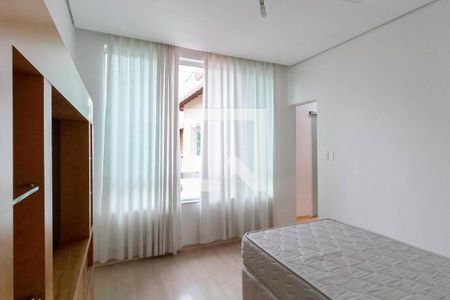 Casa à venda com 200m², 3 quartos e 3 vagasSuíte 