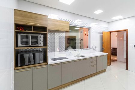 Casa à venda com 200m², 3 quartos e 3 vagasCozinha