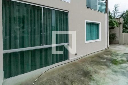Casa à venda com 200m², 3 quartos e 3 vagasVaranda      