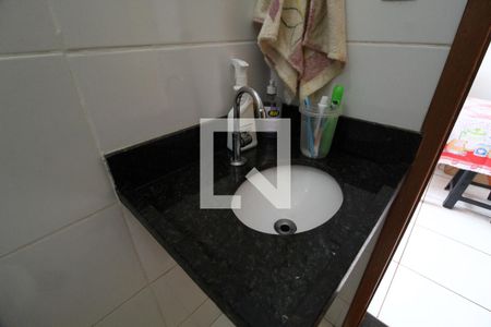 Casa para alugar com 48m², 2 quartos e 1 vagaBanheiro Social