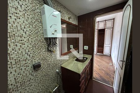 Apartamento à venda com 140m², 2 quartos e 2 vagasSuíte