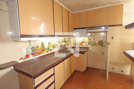 Apartamento à venda com 140m², 2 quartos e 2 vagasCozinha
