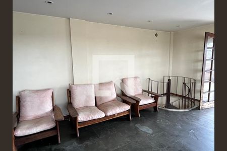 Apartamento à venda com 140m², 2 quartos e 2 vagasDetalhe da sala da cobertura