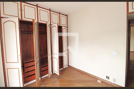 Apartamento à venda com 140m², 2 quartos e 2 vagasSuíte