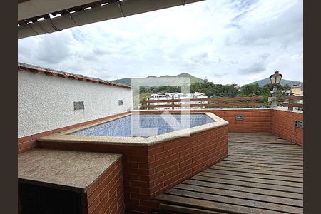 Apartamento à venda com 140m², 2 quartos e 2 vagasPiscina