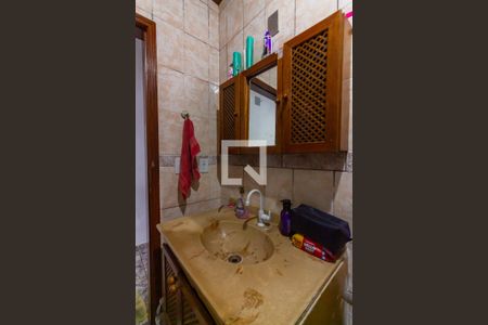 Casa à venda com 250m², 4 quartos e 2 vagas Casa à venda com 250m², 4 quartos e 2 vagasBanheiro 2